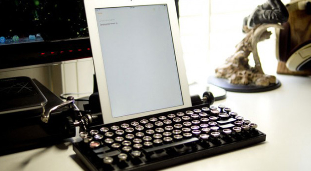clavier vintage Qwerkywriter