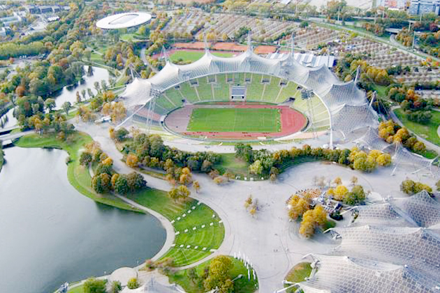 L'originalité du stade de Munich a valu à Gunter Behnisch et Frei Otto le prix Pritzker en 2015