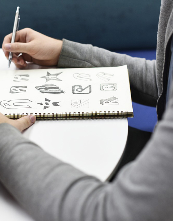 Ecole de graphisme et d'infographie sur Paris - Ecole d'arts appliquées - Comart
